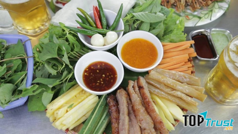 Hải Sản 68 Đào Duy Từ