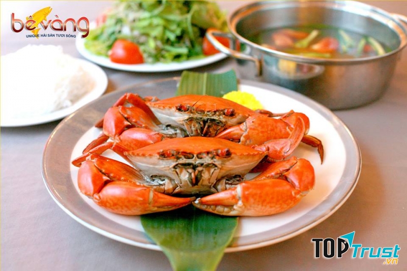 Món hải sản hấp dẫn tại nhà hàng