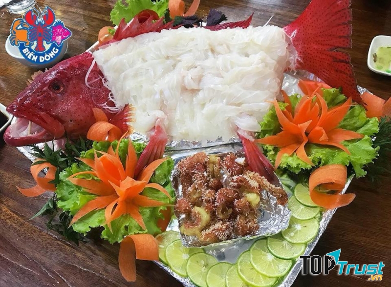 Món ăn hấp dẫn tại nhà hàng