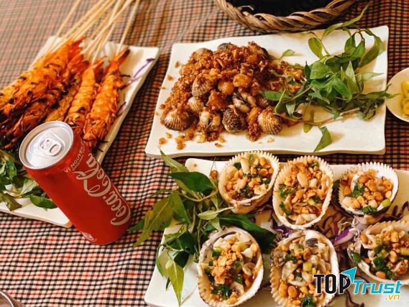 Quán hải sản Dũng Thắm