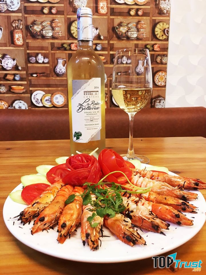 HẢI SẢN HOÀNG YẾN