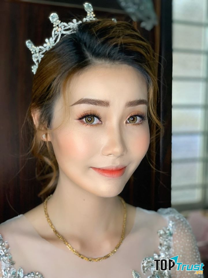 Hải Vân Studio - Make Up