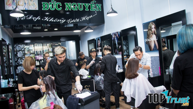 Salon Đức Nguyễn Mỹ Tho đường Hùng Vương