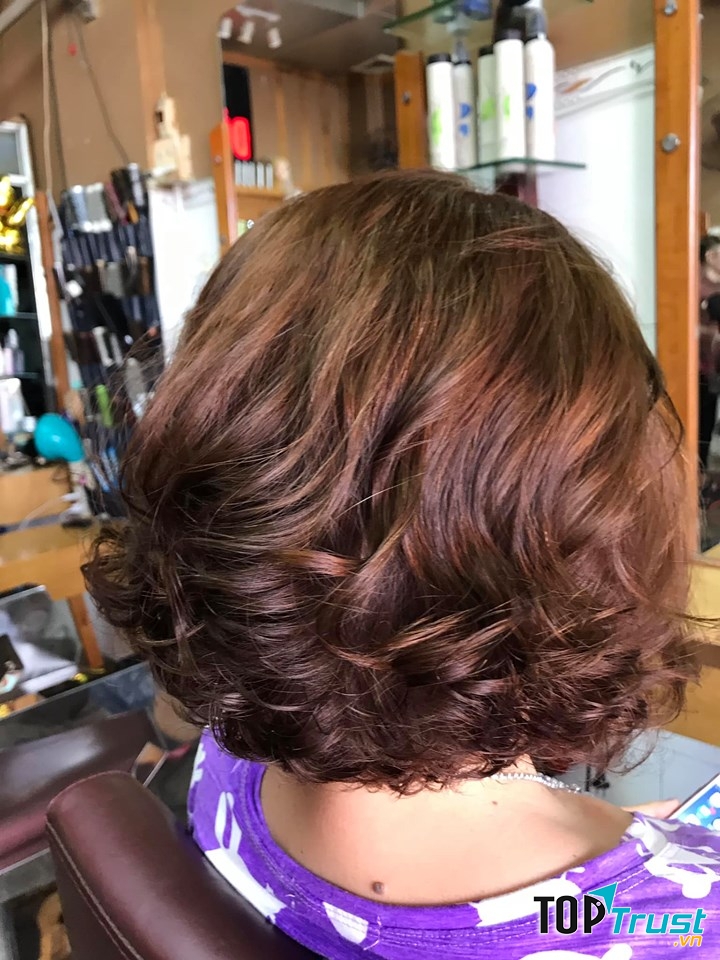 Hair salon Đông Đông