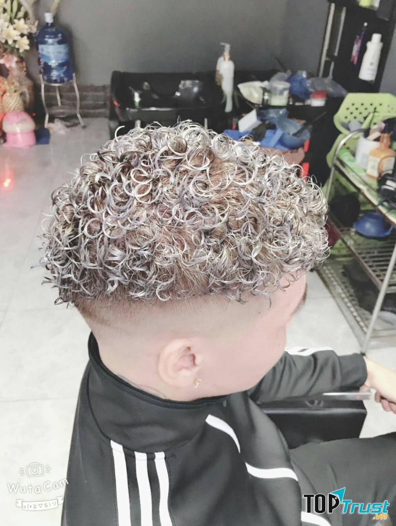 Huy Hùng Hair Salon