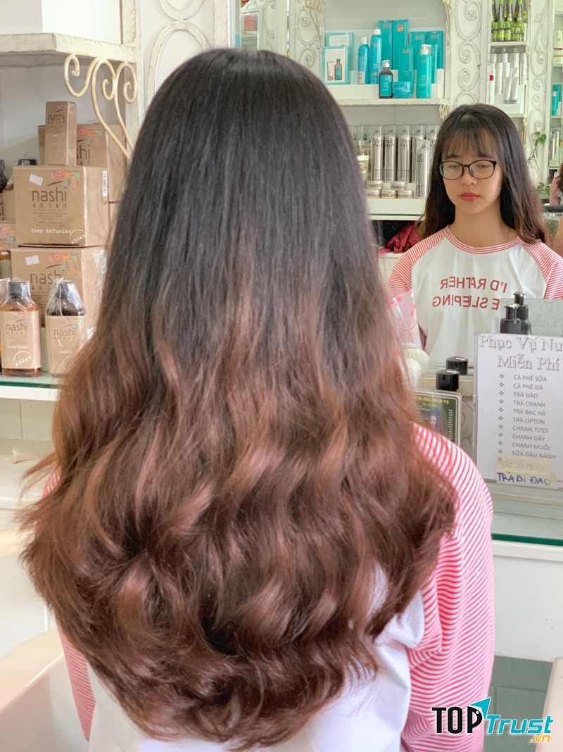 Hair Salon Nguyễn Bình