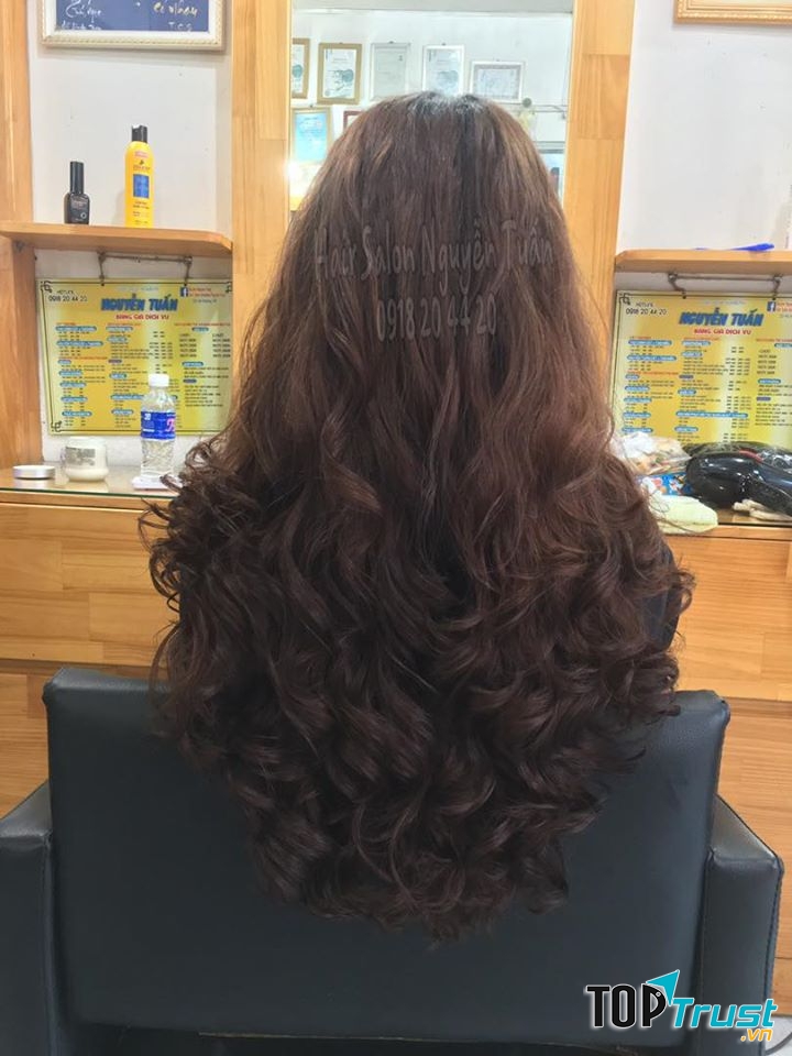 Hair Salon Nguyễn Tuấn