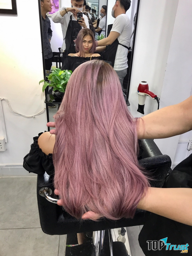 Hair Salon Nhật Lợi