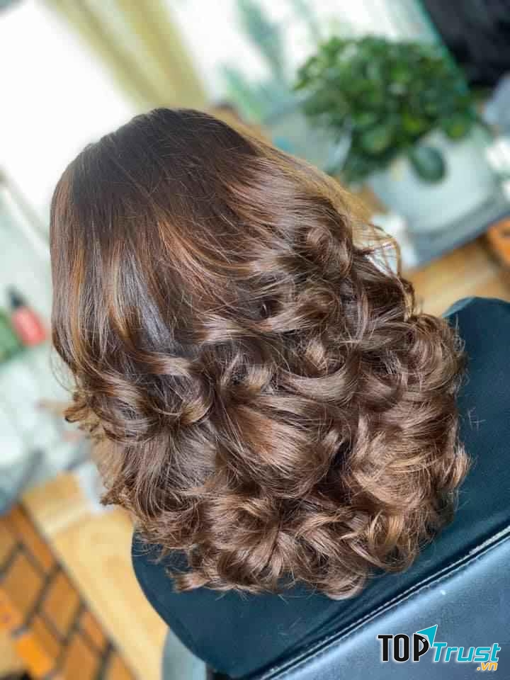 Hair Salon Phạm Nguyễn