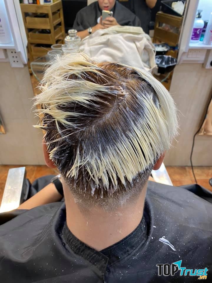 Salon Quyên- nơi làm tóc chuyên nghiệp