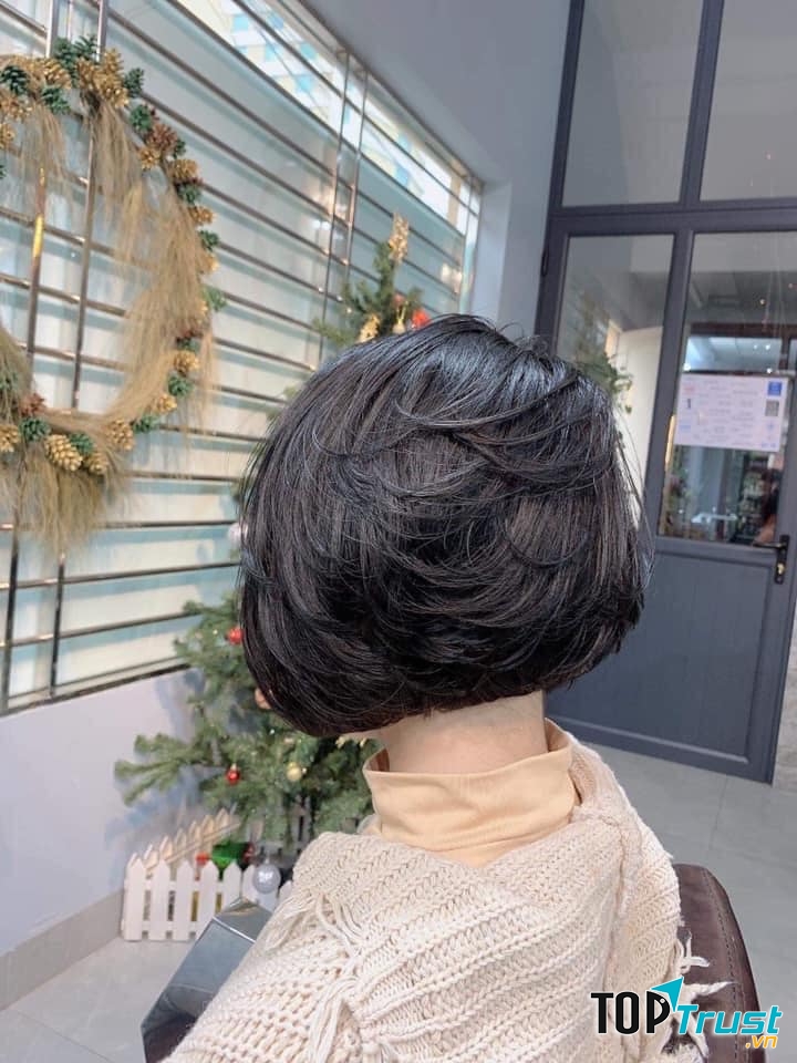 Hair SaLon Tiến Trần