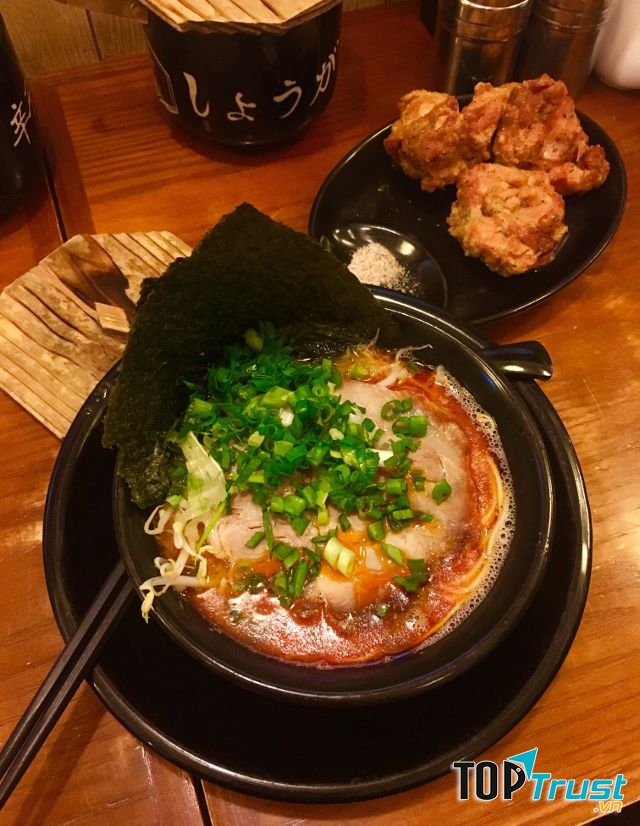 Hakata Kouryu