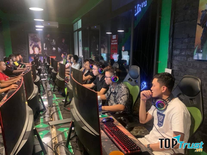 HạLongBros CyberGame