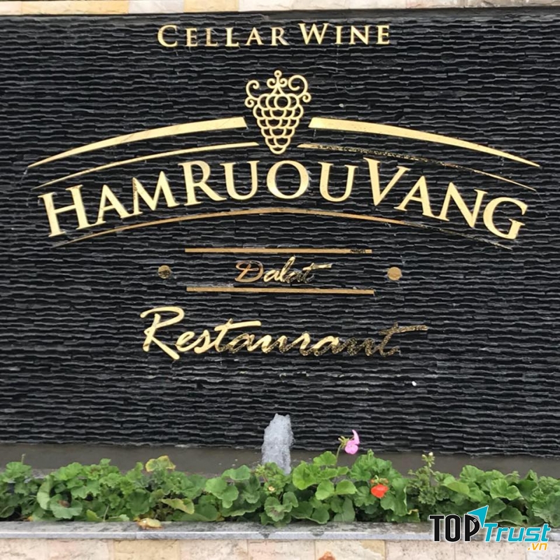 Hầm rượu vang Đà Lạt