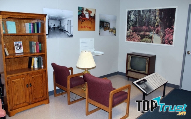 Căn phòng trong hầm trú ẩn