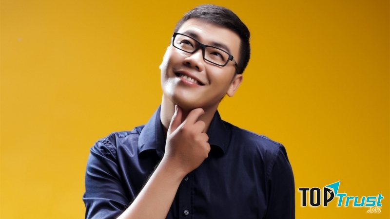 Hamlet Trương-chàng nghệ sĩ đa tài.