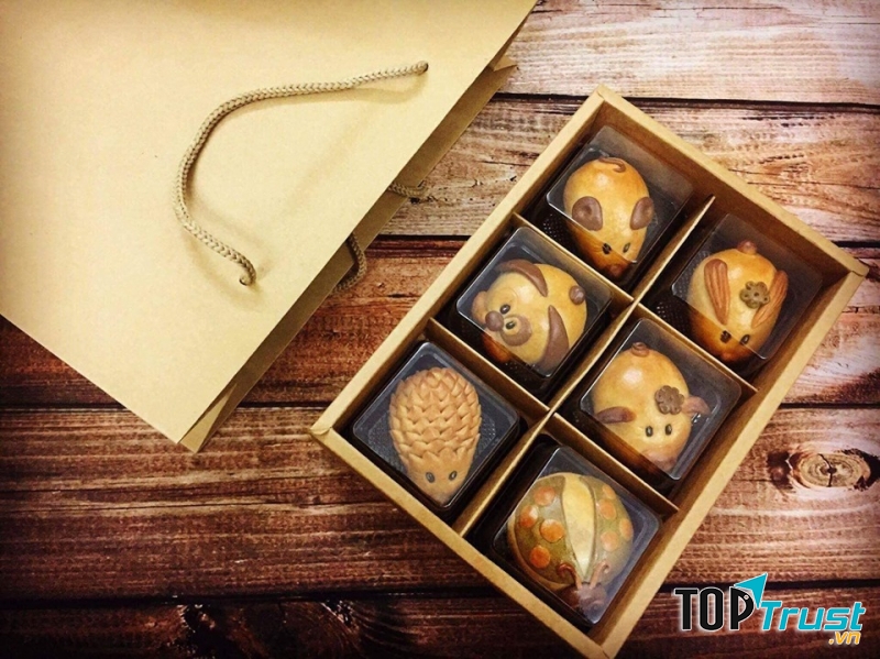 Hạnh Pastry Bread