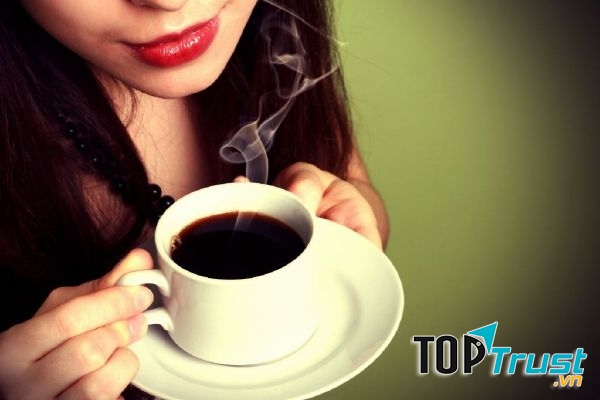 Trong xã hội hiện đại, cà phê trở thành thức uống phổ biến và quen thuộc của cả phụ nữ lẫn nam giới.