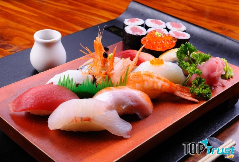 Sushi được trình bày rất bắt mắt