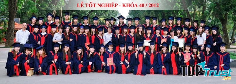 Lễ tốt nghiệp của học viên ở Hand Việt