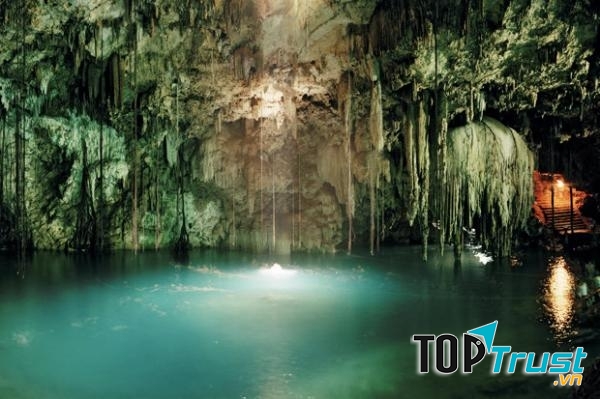 Hang động Cenotes, bán đảo Yucatan, Mexico