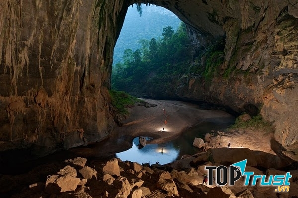 Hang Én - Quảng Bình