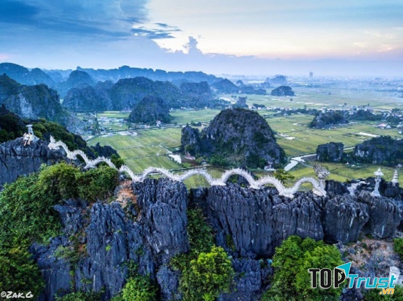 Hang Múa Ninh Bình.