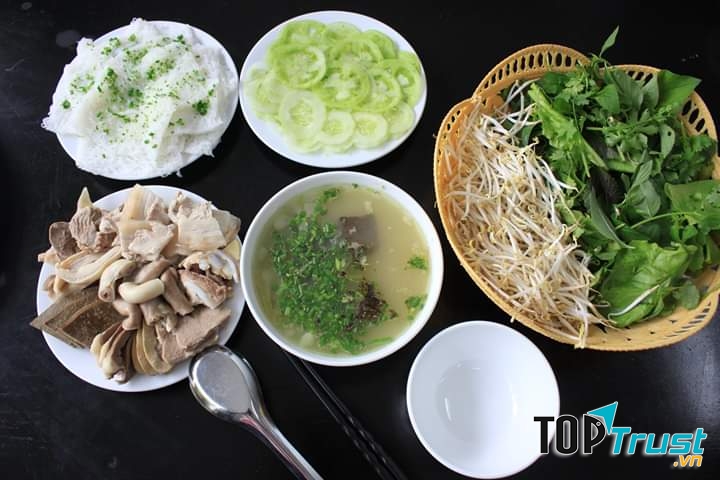 Hằng Quán - Bánh Hỏi Lòng Heo Hòa Đa