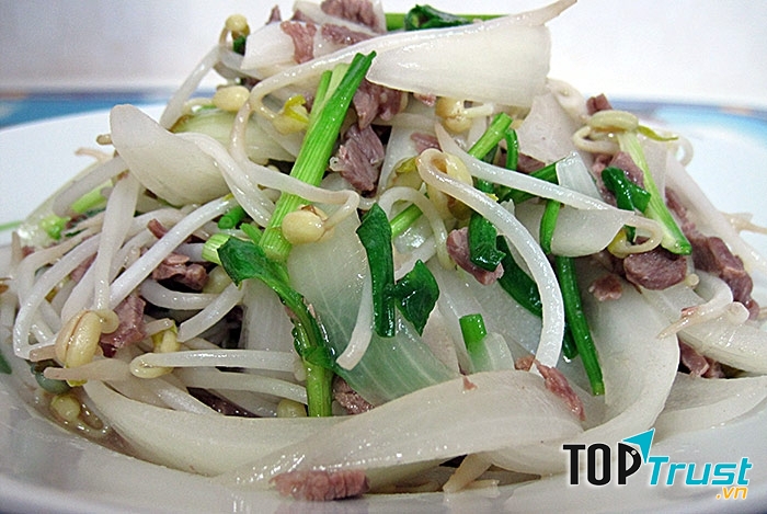 Thịt lợn xào hành tây