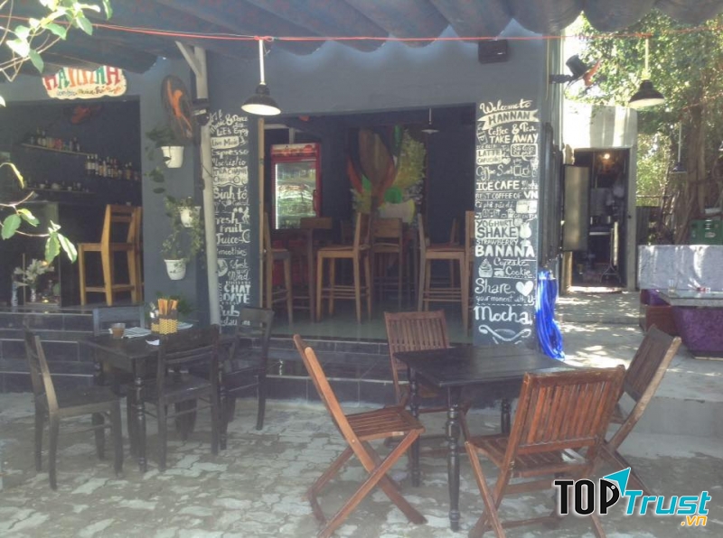 Hannah Pub Restaurant