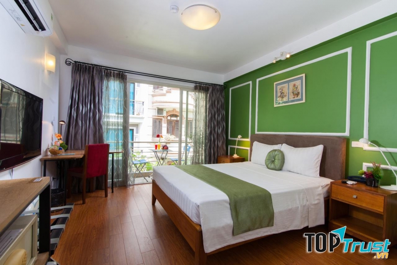 Hanoi Iris Boutique Hotel