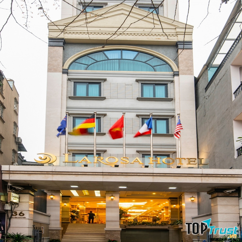 khách sạn Larosa