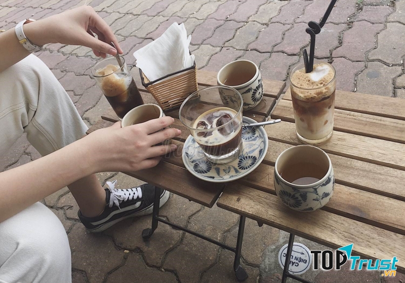 Cà phê luôn là lựa chọn hàng đầu tại đây