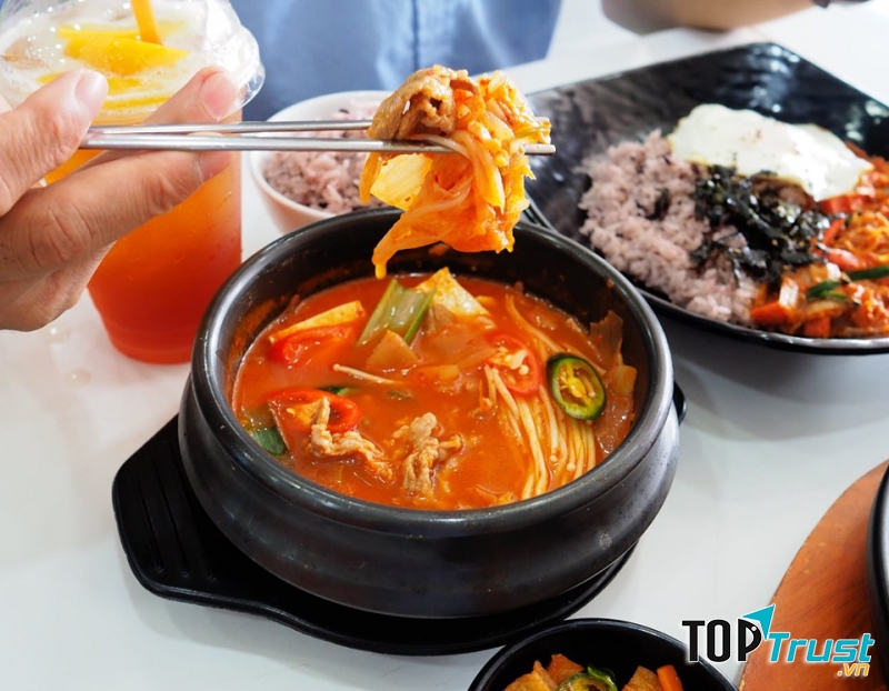 Hanuri - Quán ăn Hàn Quốc giá rẻ