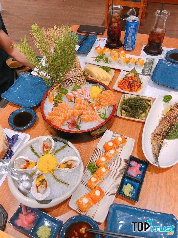 Đảm bảo Haru Sushi sẽ khiến bạn thoả mãn với cơn thèm sushi đúng điệu Nhật Bản của mình