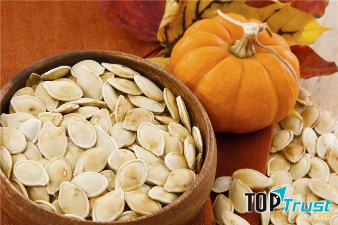 Hạt bí giàu đạm, là nguồn bổ sung vitamin B