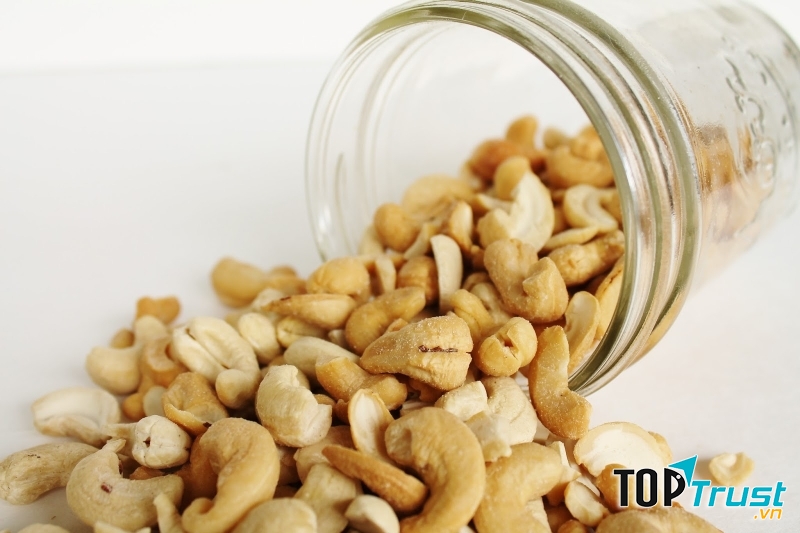 Hạt điều có tác dụng phòng và chữa bệnh rất hiệu quả (Nguồn: Sưu tầm)