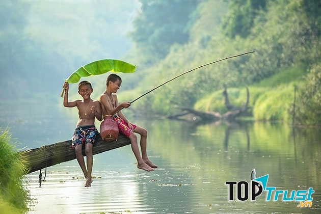 Tuổi thơ hạnh phúc