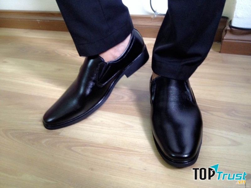 Để đôi giầy luôn sạch sẽ mỗi khi ra ngoài