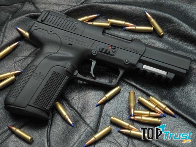 Hãy nói bằng giọng bình thường nhất có thể