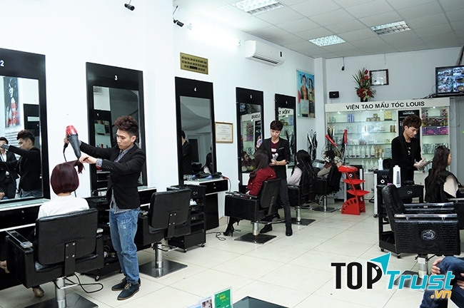 Hãy trung thành có 1 thợ làm tóc hay một salon tóc quen thuộc