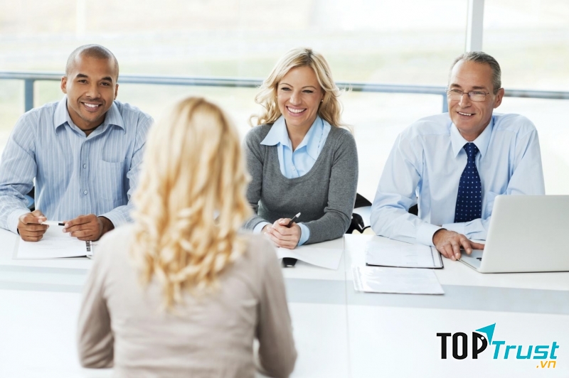 Bạn có thể mang đến cho công ty điều gì mà những ứng cử viên khác không có?