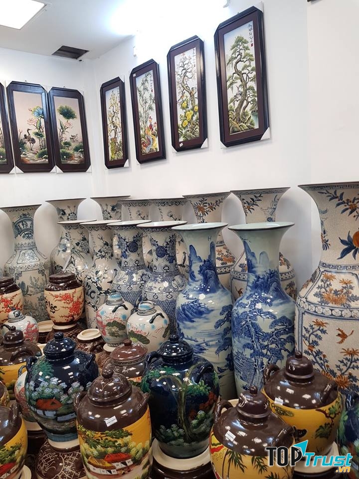 Hệ Thống Cửa Hàng Không Gian Gốm Bát Tràng