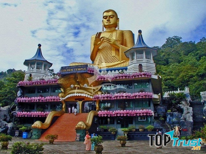 Đền vàng Dambulla của Sri Lanka nằm tại trung tâm Sri Lanka