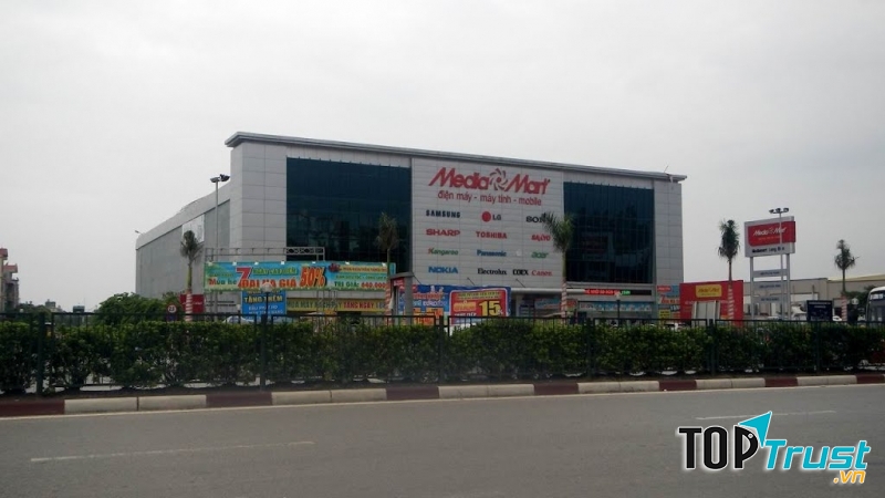 Media Mart Long Biên