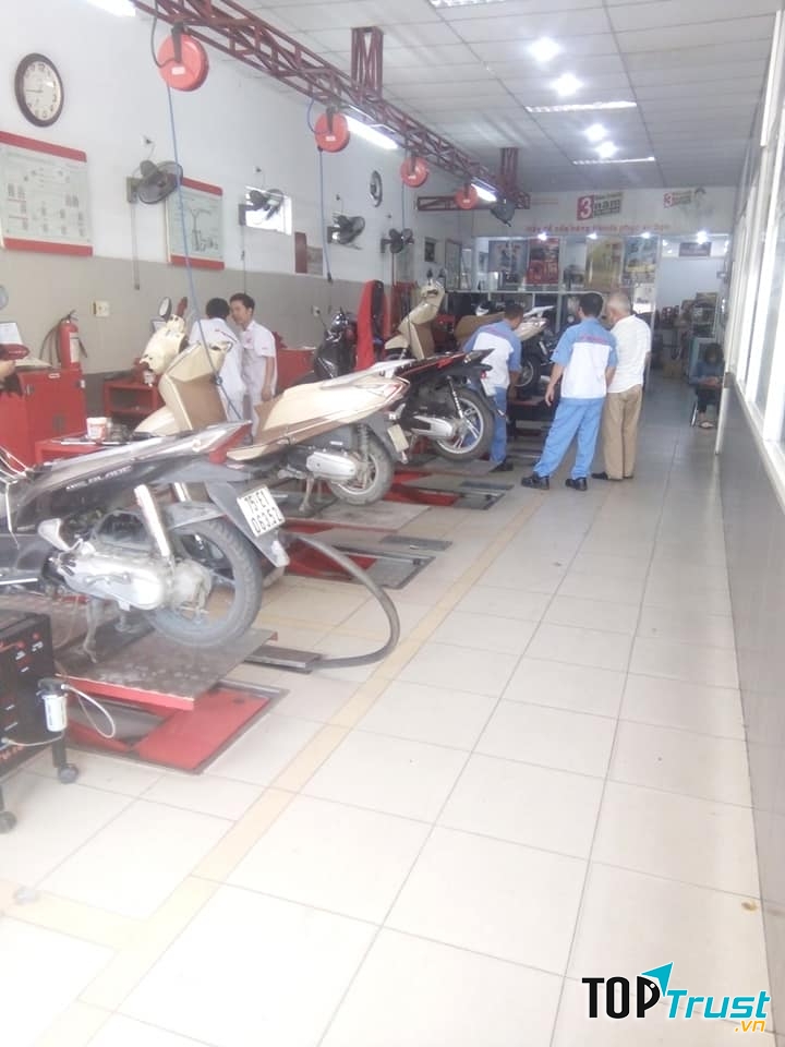 HEAD Honda Datraco 3