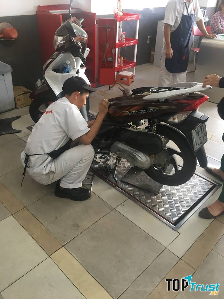 Head Honda Tường Nghiêm
