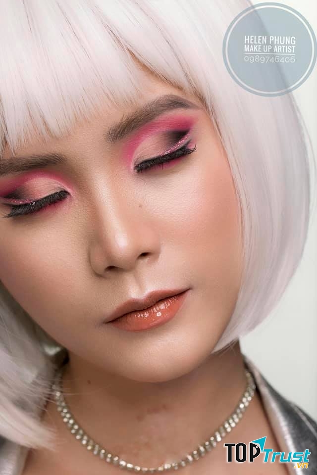 Helen Phùng Makeup