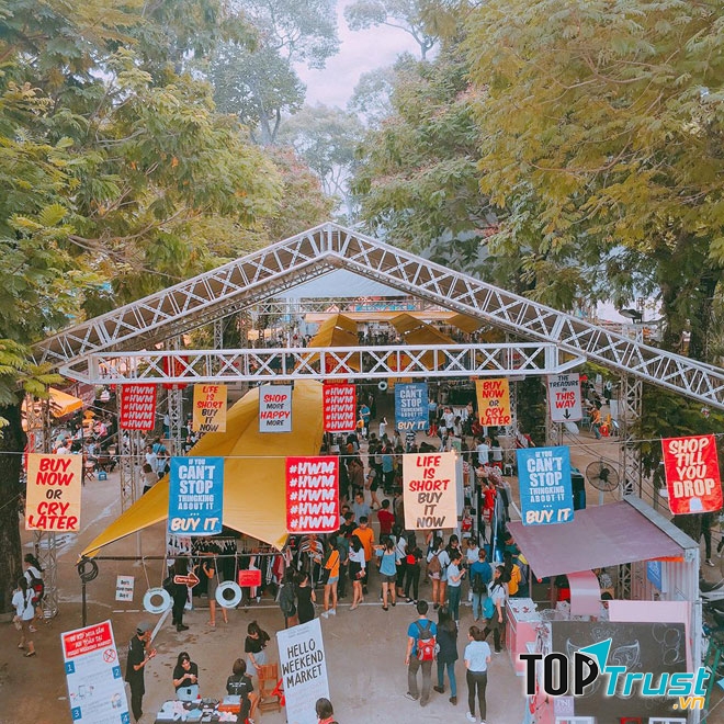 Hello Weekend Market