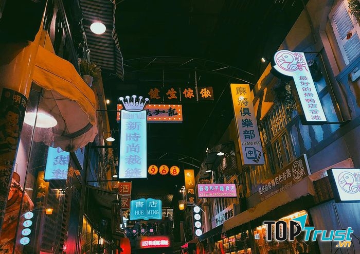 Hồng Kông hay Sài Gòn nhỉ